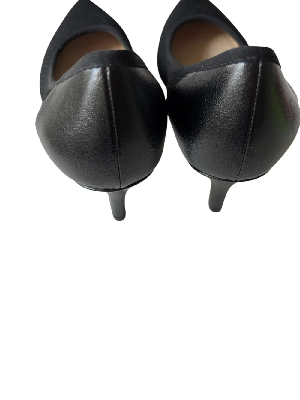 LifeStrideWomen's Black Pointed-Toe Mid Heel Mesh Pumps 6 1/2 W